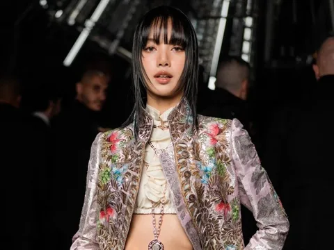 Bước tiến mới của Lisa