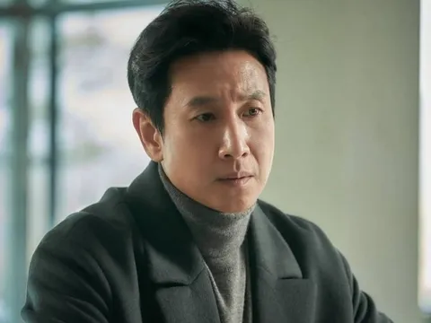 Đối mặt tù tội vì rò rỉ tin điều tra cố diễn viên "Ký sinh trùng"