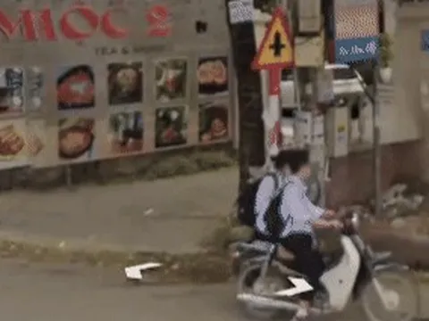 Phát hiện đi chung xe với người yêu cũ trên Google Maps