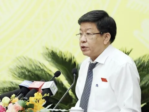 Ông Dương Đức Tuấn điều hành công việc của UBND TP Hà Nội