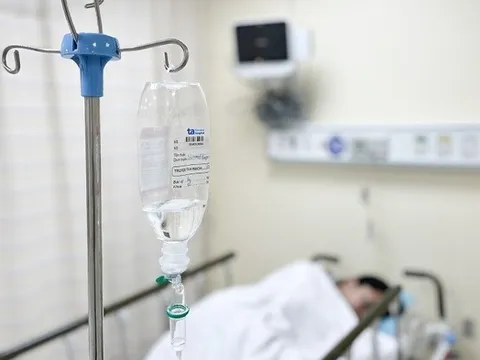 Sở Y tế Tp.HCM thông tin về vụ ngộ độc bánh mì khiến hơn 80 người cấp cứu