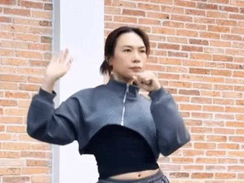 NSƯT Chí Trung tuổi 65 vẫn được quà bất ngờ, Mỹ Tâm nhảy như 'cá vàng bơi'