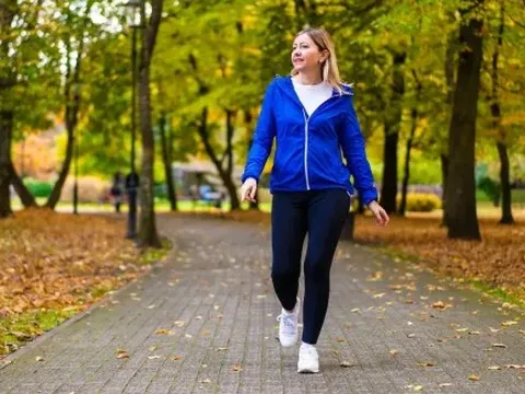 Đi bộ thế nào để tốt cho sức khỏe và vóc dáng?
