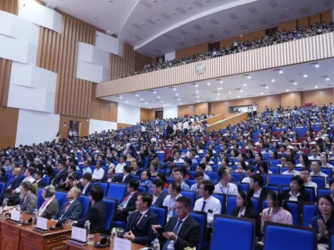 Giáo dục y học trong kỷ nguyên số: Có AI hỗ trợ, bác sĩ vẫn là trung tâm