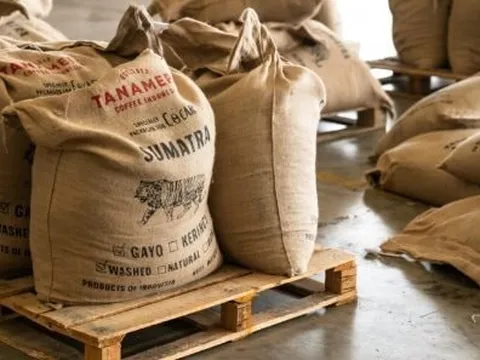 Hàng chục nghìn tấn "sản vật tỷ USD" từ VN ồ ạt sang láng giềng của Mỹ: Nước ta đang Top 2 thế giới