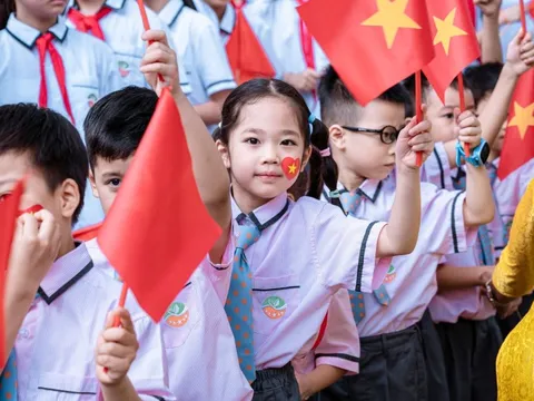 Tin vui với học sinh trường tư thục ở Hà Nội