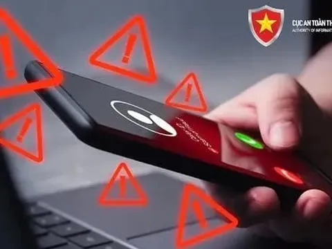 Bị công an “dỏm” thao túng tâm lý, nam thanh niên mang gần 30 cây vàng đi bán