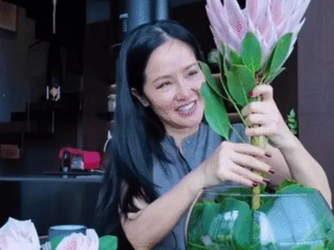 Diva Hồng Nhung tuổi 55 trẻ trung, NSND Lan Hương hạnh phúc bên chồng