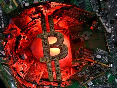 ‘Cú sảy chân’ từ mức vốn hóa 2.500 tỷ USD của Bitcoin và câu hỏi ‘liệu giá có thể tăng vì điều gì nữa?’