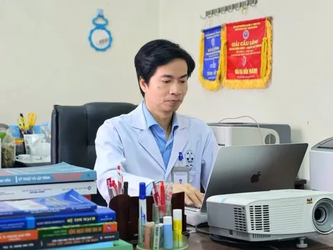 Giáo sư trẻ nhất ngành y 2025