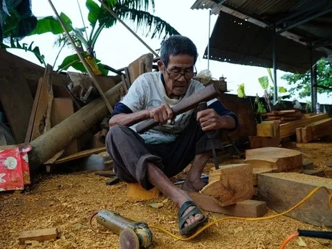 Trăn trở tiếng đục xưa, hậu duệ làng Xa Lang thắp lại “lửa” nghề mộc trăm năm