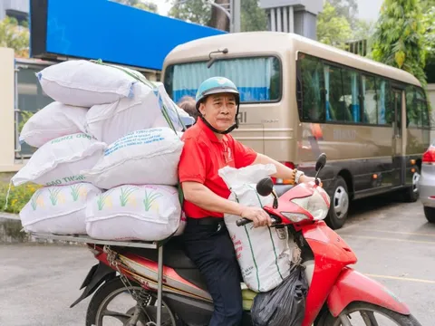 TPHCM: Hơn 268 tỉ đồng và hàng ngàn tấn hàng hóa ủng hộ bà con vùng bão lũ