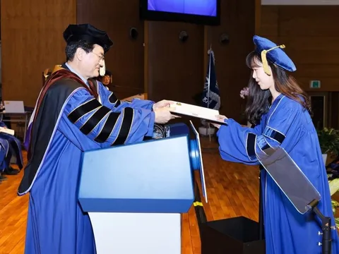 Sinh viên Hàn Quốc lo sợ