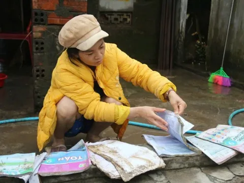 Chốt thời gian cấp sách cho hơn 17.000 học sinh vùng lũ Đắk Lắk