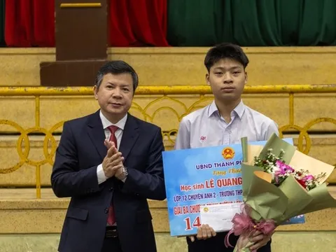 Huế vinh danh thí sinh Olympia: Lan tỏa tinh thần hiếu học, truyền cảm hứng "dám mơ ước, dám chinh phục"