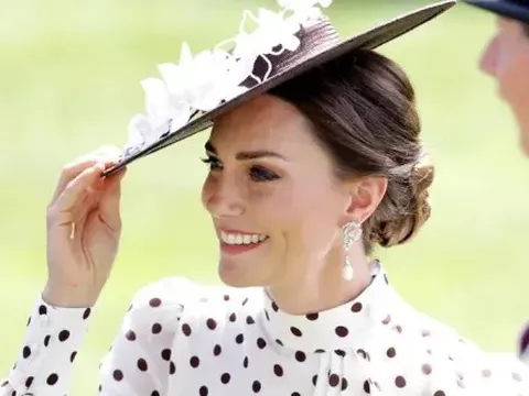 Những trang sức mà Kate Middleton được thừa hưởng từ Công nương Diana