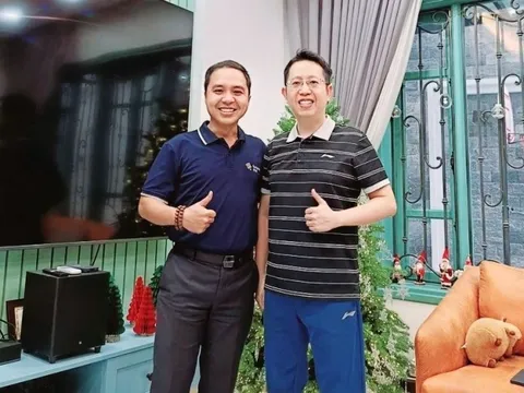 Quán quân và MC Olympia gây chú ý