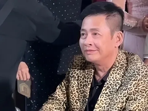 Nghệ sĩ Tấn Beo xuất hiện hạnh phúc trong đám cưới con trai