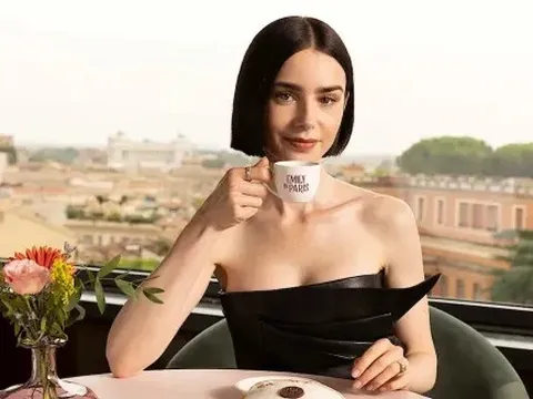 Bí quyết giúp Lily Collins tỏa sáng từ phim ra ngoài đời