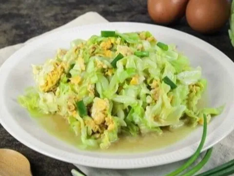 Loại rau KHÔNG thuốc sâu, giàu canxi hơn tôm cá, gấp 7 lần cà chua, rau mềm ngọt nước trẻ nào cũng mê