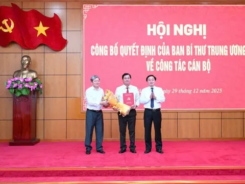 Tây Ninh công bố quyết định của Ban Bí thư về công tác cán bộ