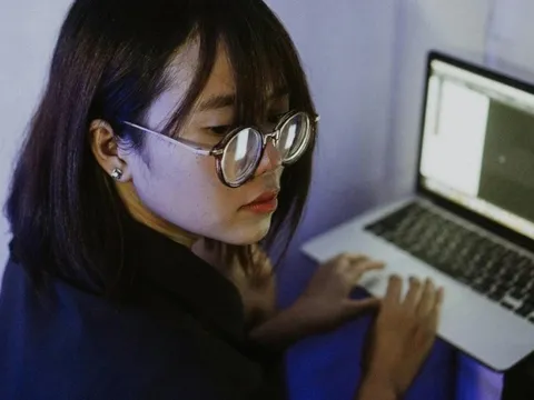 Những công việc online nhàm chán nhưng lương trăm nghìn USD