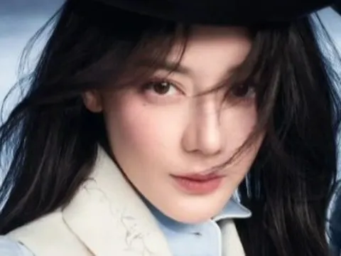 Địch Lệ Nhiệt Ba xứng danh "Mỹ nhân Tân Cương"