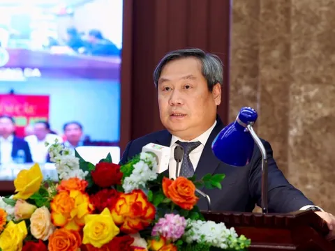 Chủ tịch Hà Nội: Cần xây dựng đội ngũ cán bộ "vừa hồng vừa chuyên"