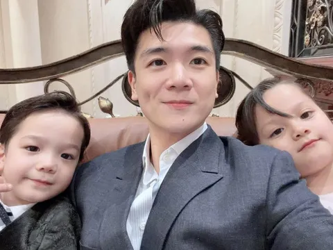 Anh chồng Đỗ Mỹ Linh mua cho con trai giày chục triệu đồng, mẫu giống bố