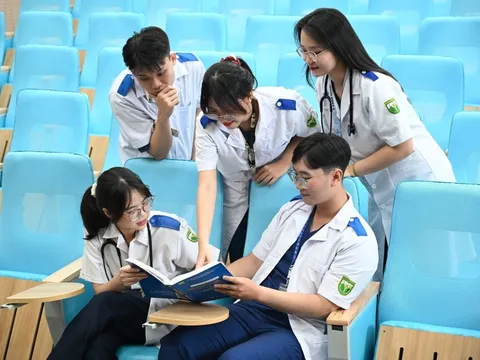 7 trường ĐH đào tạo bác sĩ ở TP.HCM, học phí cao nhất cả tỷ đồng/khoá