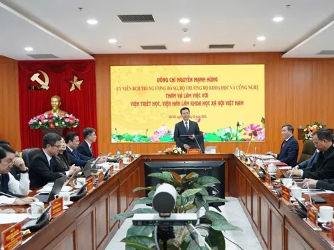 Nghiên cứu triết học về AI, triết học dữ liệu cho kỷ nguyên số