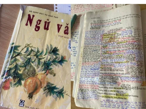 Trang sách cũ ngập tràn chữ gây chú ý
