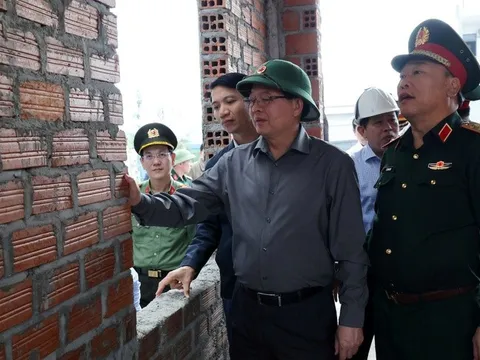 Phó Thủ tướng Hồ Quốc Dũng: Gia Lai phải hoàn thành nhà ở cho dân bị thiệt hại do bão lũ trước 15-1