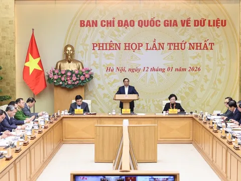 Thủ tướng chủ trì phiên họp thứ nhất Ban Chỉ đạo quốc gia về dữ liệu