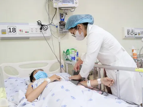 Một thai phụ nhiễm khuẩn đường tiết niệu, đe dọa cả mẹ lẫn con