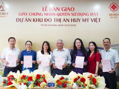 Bàn giao sổ đỏ sớm tại An Huy Mỹ Việt