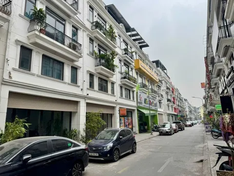 Tháng 12/2025: Bất động sản phục hồi, đầu cơ tiếp tục bị sàng lọc