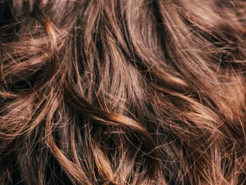 Những cách đơn giản giúp cải thiện mái tóc khô xơ ngay tại nhà