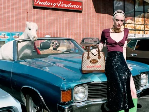 Thiết kế chào đón năm con ngựa 2026 từ các nhà mốt đình đám