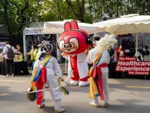 H Plus thu hút hơn 500 khách tại Lễ hội Con đường Hữu nghị Việt - Hàn