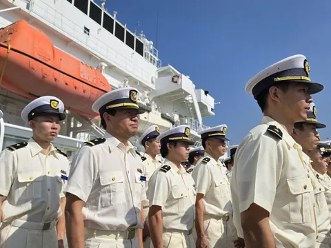 Tàu tuần tra Akitsushima của Lực lượng Bảo vệ bờ biển Nhật Bản thăm Đà Nẵng