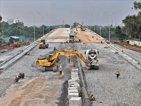 Tấp nập thi công dự án 1.500 tỷ đồng qua 'siêu phường' ở Đồng Nai