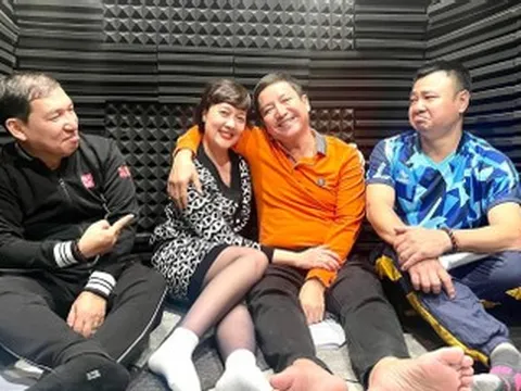 Chí Trung ôm chặt Vân Dung, lộ khoảnh khắc đời thường của Anh Tú - Diệu Nhi