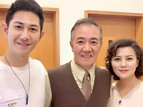 Nam DV nổi tiếng có 377 tỷ đồng, nghẹn ngào nói lý do phải gửi bố mẹ vào viện dưỡng lão chứ không sống chung