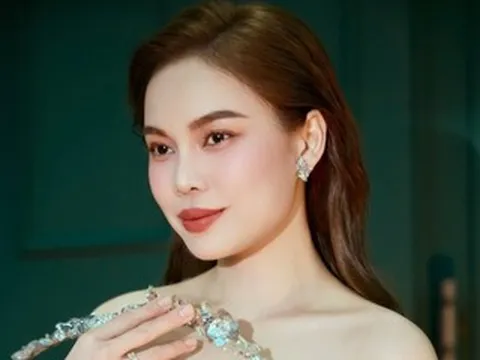 Ca sĩ Việt chuyển nhà 30 lần, ám ảnh anh trai mất không có chỗ để quan tài