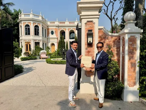 Biệt thự triệu đô mới của NTK Thái Công: “Tôi thiết kế ngôi nhà này giống như cách tôi sống và làm nghề - tinh tế, kỷ luật và sâu sắc”