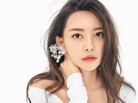 Ca sĩ Vu Văn Văn ngã quỵ trên sân khấu, cấp cứu trong hôn mê