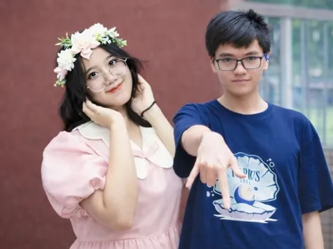 Một lớp có 2 học sinh lập 'cú đúp' 9.0 IELTS