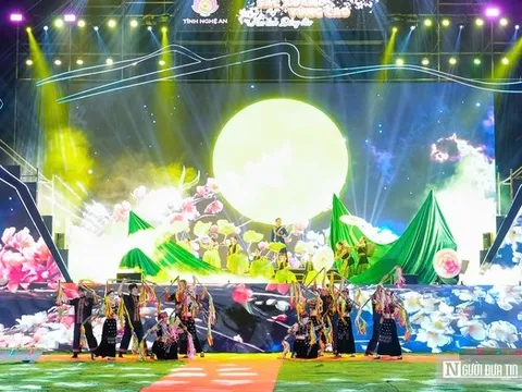 Xúc động chương trình “Sắc Xuân vùng cao - Ấm tình đồng bào”