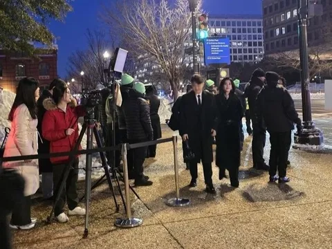 Hậu duệ gia tộc Samsung 3 năm không dùng điện thoại để vào đại học